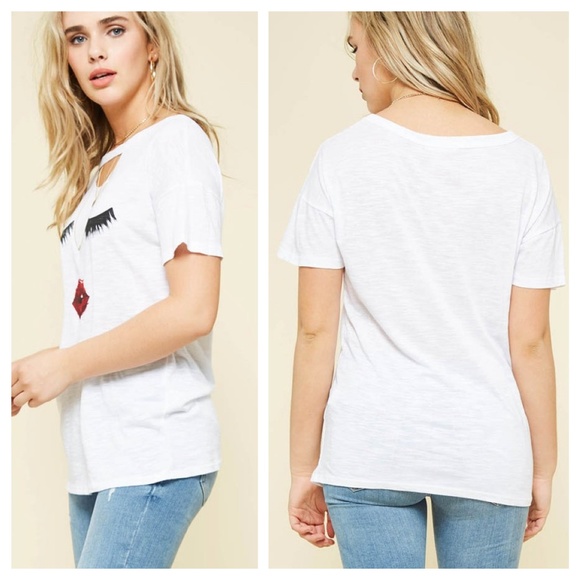 🦋MAKE AN OFFER!🦋White Top, Eyelashes and Lips - Picture 2 of 3